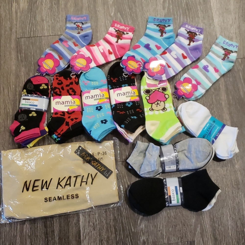 LadiesLeggings(FREE SOCKS)